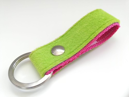 Skinalp Breloczek Acid Green&amp;Pink skialpinizm.jpg