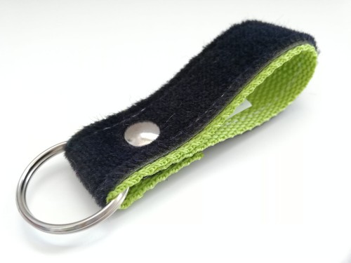 Skinalp Breloczek Black&amp;Acid Green skialpinizm.jpg