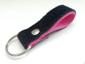 Skinalp Breloczek Black&Pink